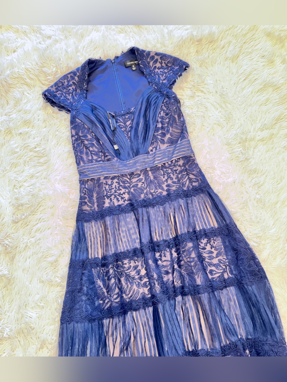 NEW Tadashi Shoji Pintuck Pleat Embroidery Detail Cocktail Midi navy nude Dress - Picture 6 of 11